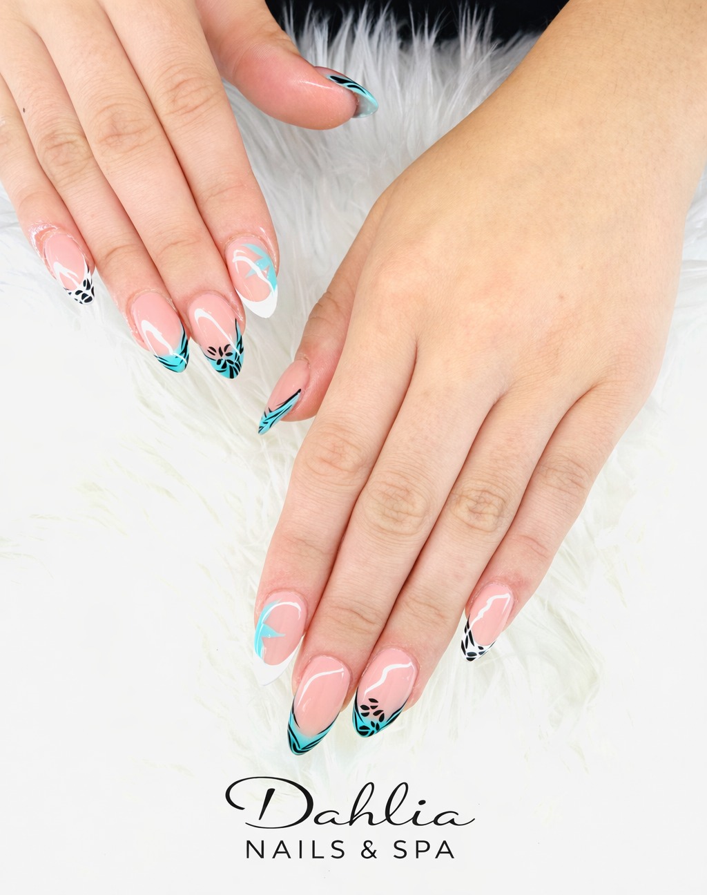 Nails Design by Dahlia 